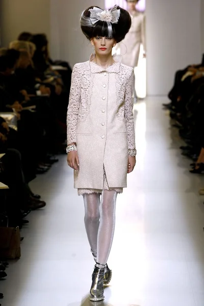 Look 23